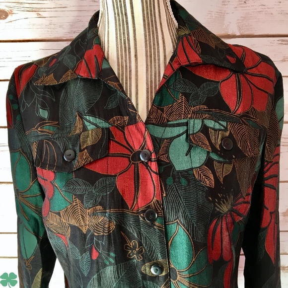 🎉HP🎉Erin London Button Down Carrier Top Size MP - Picture 2 of 8